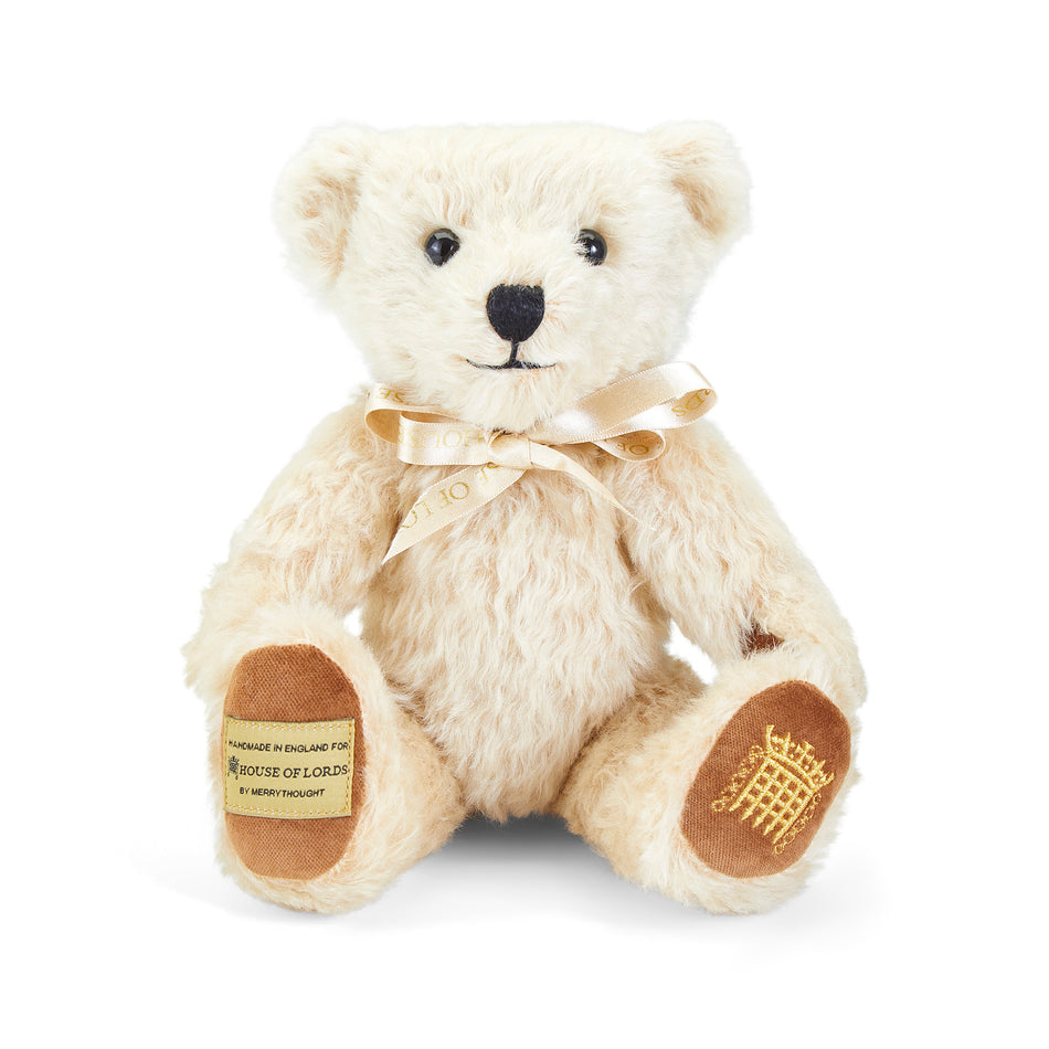 Merrythought &quot;Victoria&quot; Teddy Bear featured image